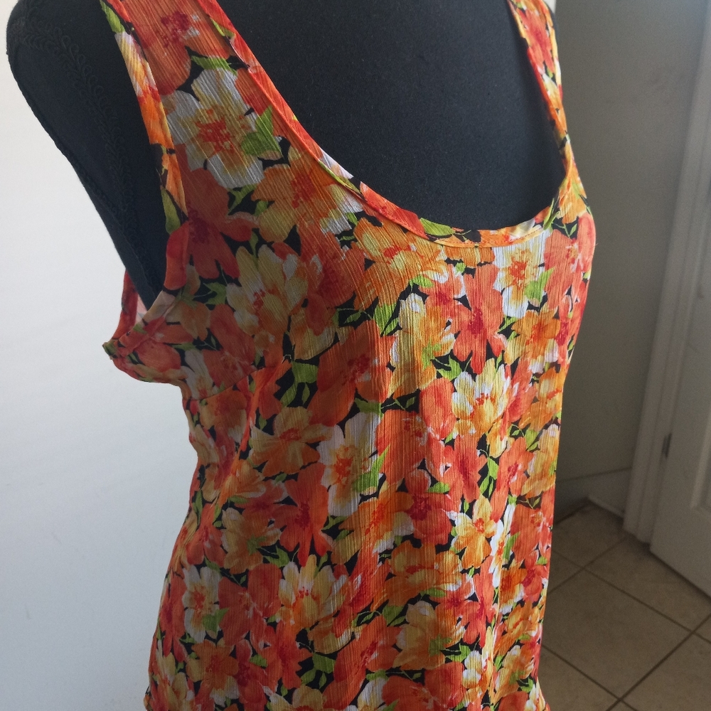 Valia Tank Top - Picture 3 of 7